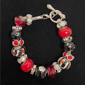 Elegant Red and Black Beaded Bracelet